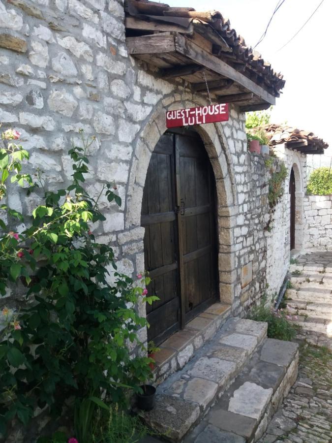 Guest House Luli Берат Екстериор снимка