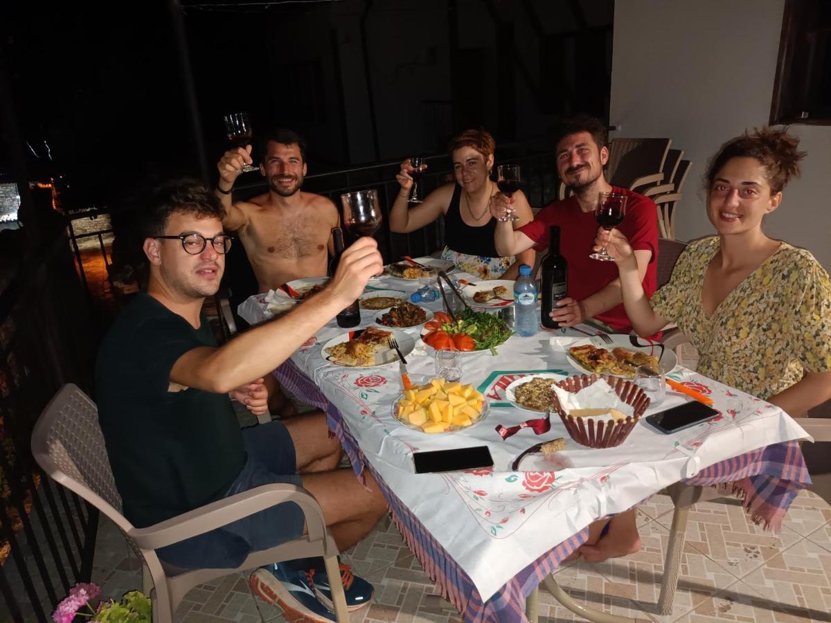 Guest House Luli Берат Екстериор снимка
