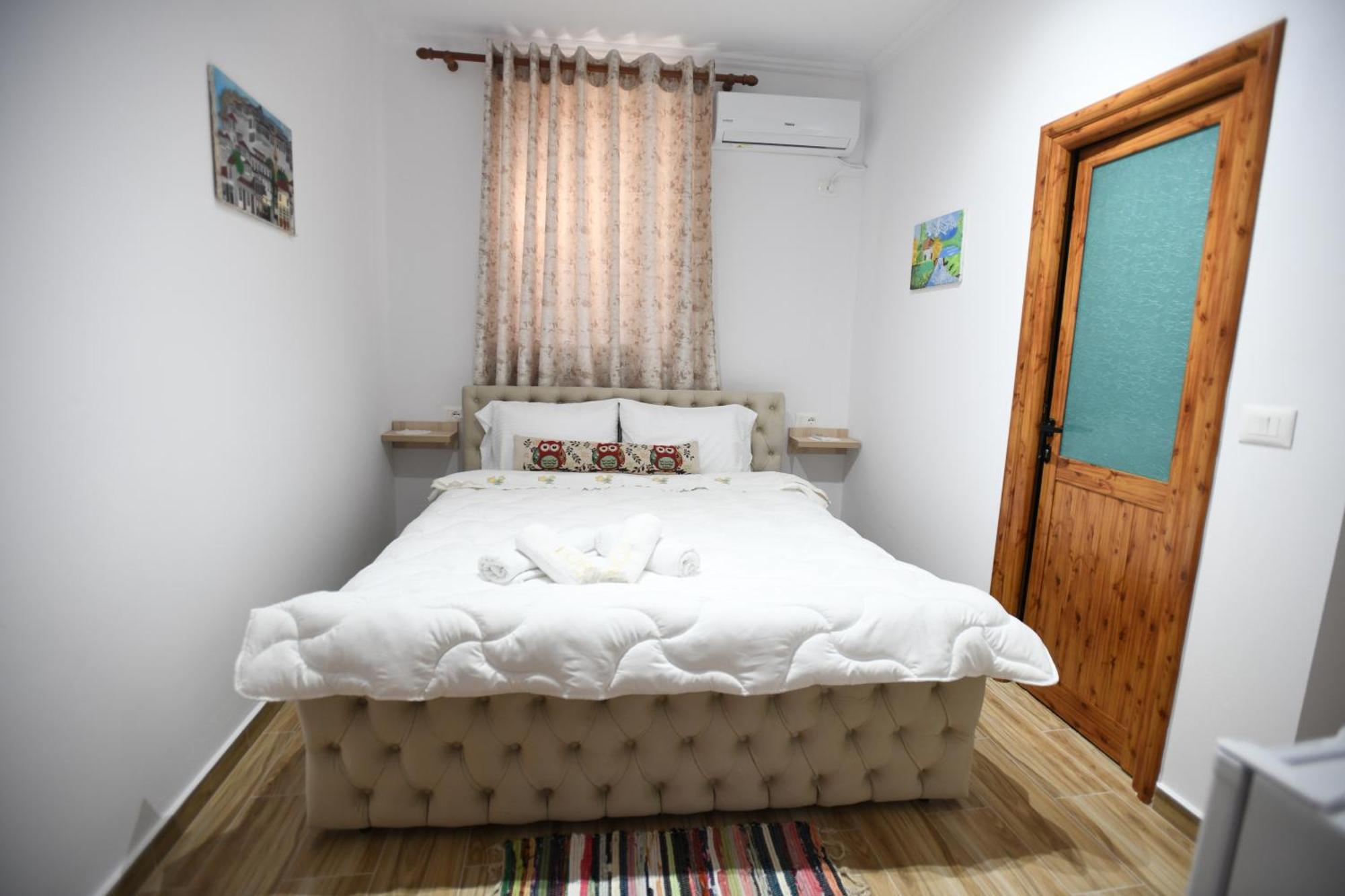 Guest House Luli Берат Екстериор снимка